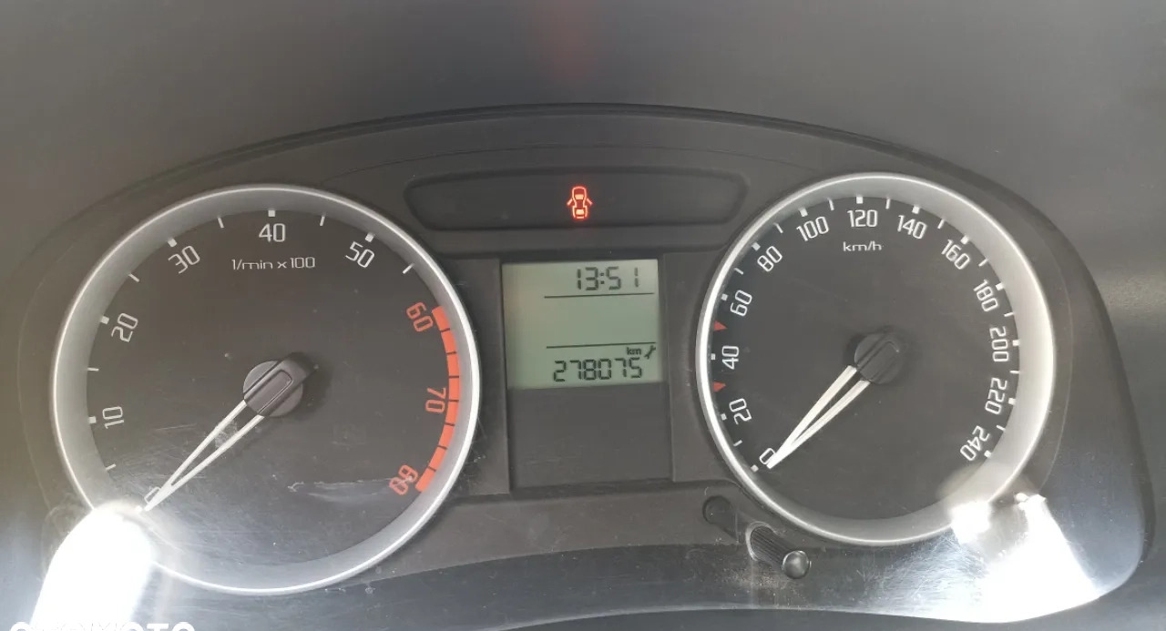 Skoda Roomster cena 9800 przebieg: 278075, rok produkcji 2006 z Częstochowa małe 79